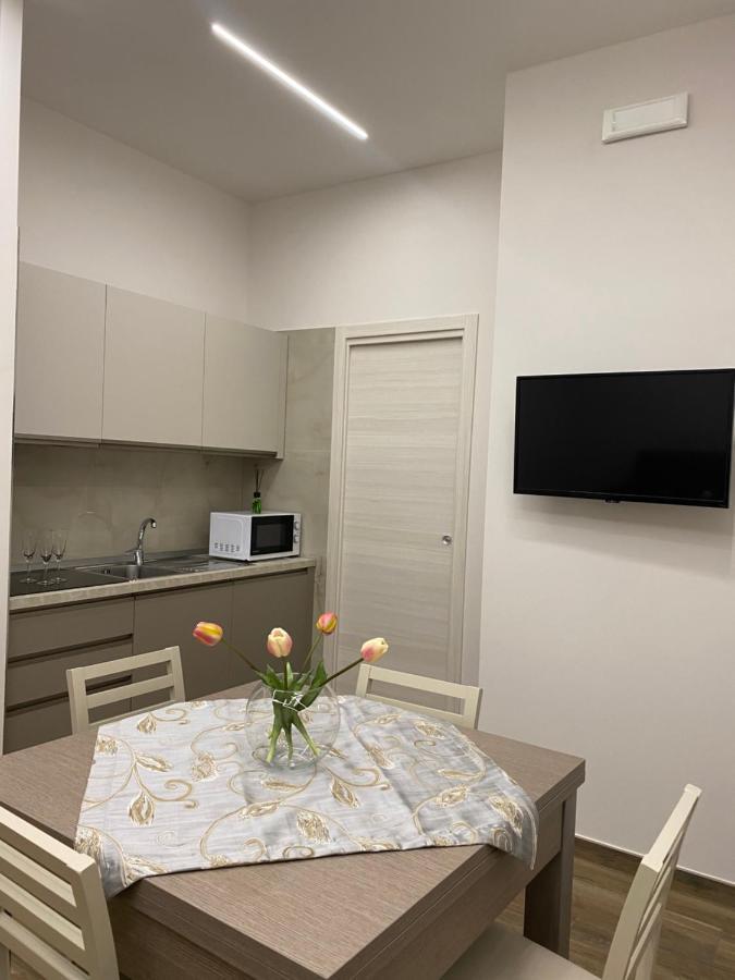 Rose Apartment *