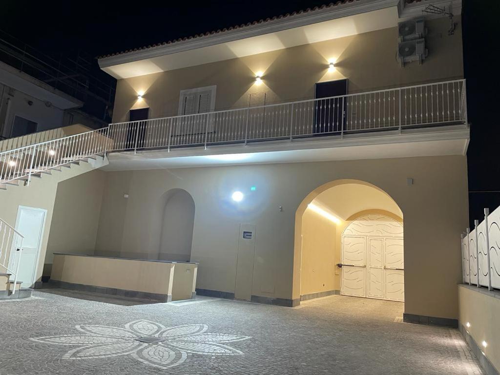 Apartment Rose Sant'Egidio del Monte Albino