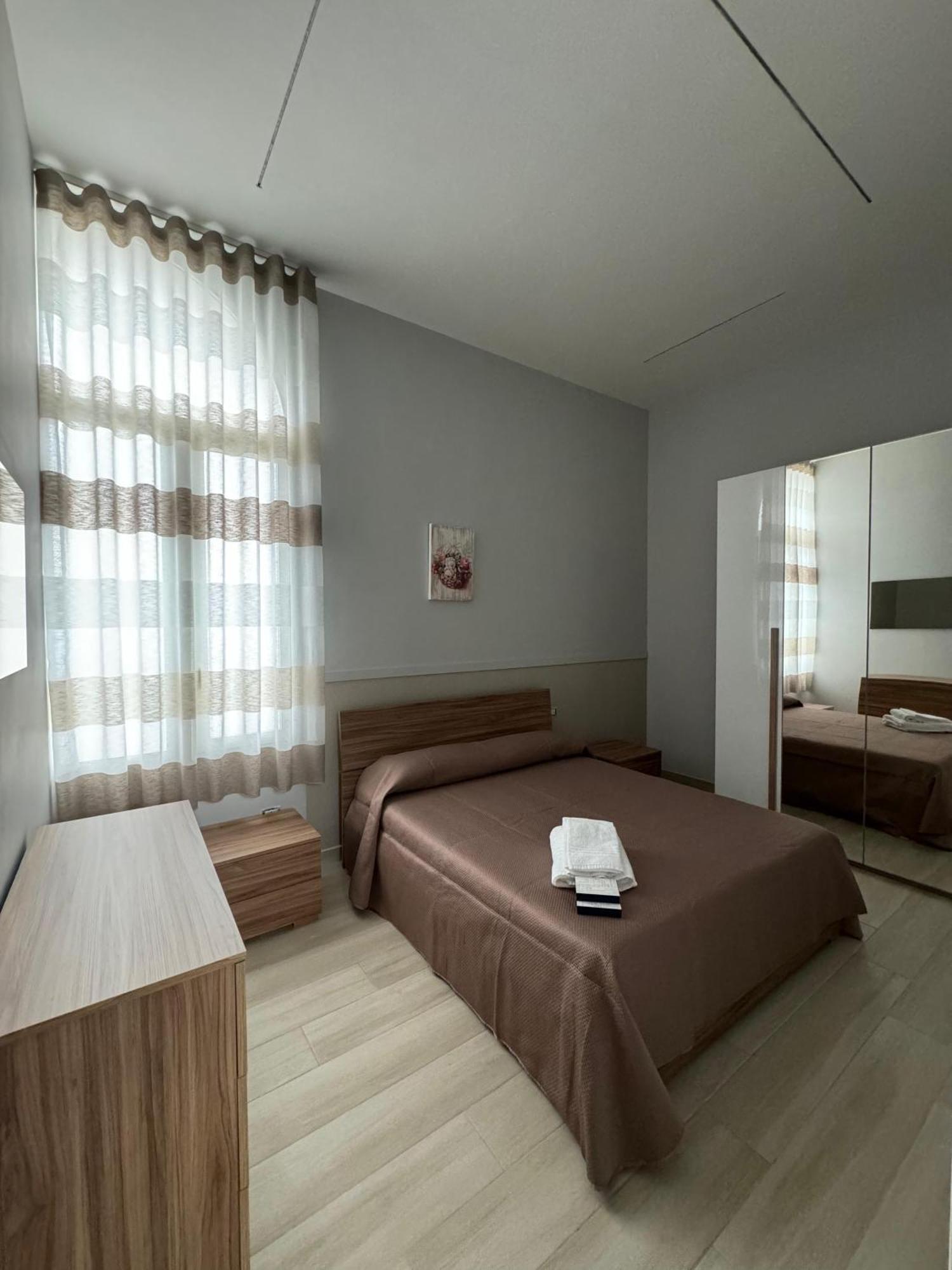 Rose Apartment