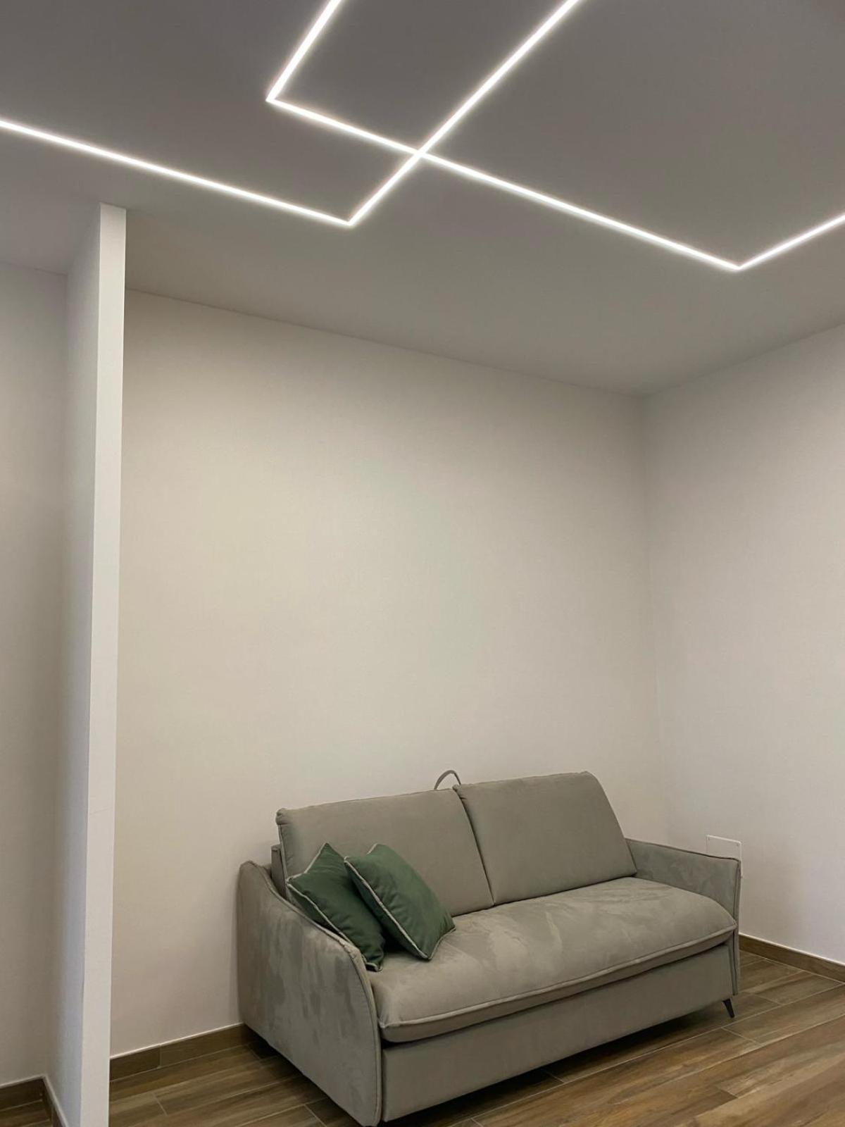 Rose Apartment *